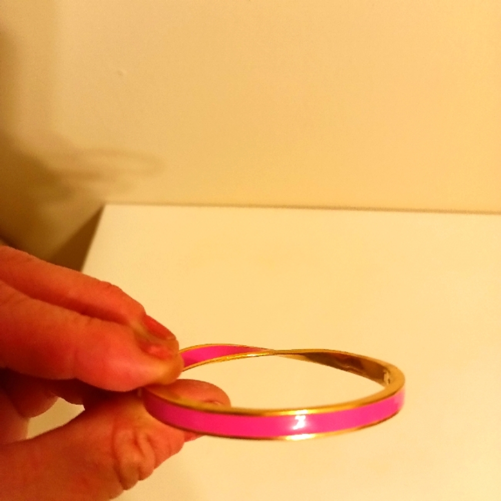 Kate spade pink enamel and gold tone unique bracelet